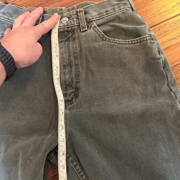 Vintage Lee Women's High Rise Jeans in Olive - Picture 10 of 12